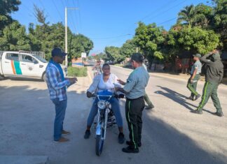 Autoridades realizan jornada de concientización para evitar accidente de tránsito.