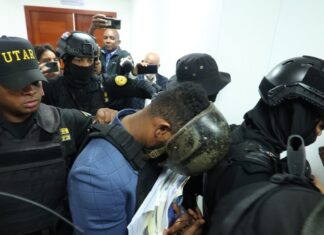 “Ministerio Público le tendió una trampa a fiscal acusado de soborno”, dice abogado