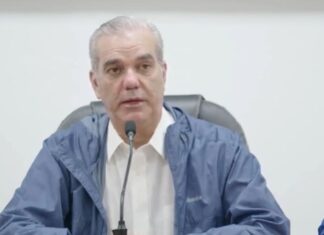 Abinader dice Gobierno está movilizado desde la madrugada para proteger las vidas de los ciudadanos