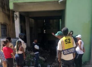 Policía entrevista a varias personas, incluidos los padres, por bebé hallada muerta Los Girasoles