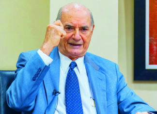 Quico Tabar explica la reactivación del proceso de regularización de bancas