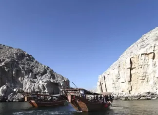 Irán permite el paso de otros 32 barcos por Ormuz; ya son 182 en menos de una semana