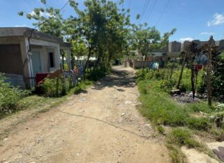 Le aplican cerca de 100 puntos a niña atacada por otra menor en Santiago