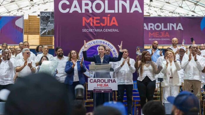 carolina-mejia-promete-recompensar-a-quienes-la-apoyen-f4c63cdd-focus-0-0-896-504 (1)