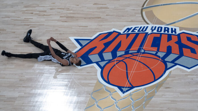 final-de-la-nba-spurs-aguan-la-fiesta-de-los-knicks-en-nueva-york-fd1b3097-focus-min0.34-0.08-896-504