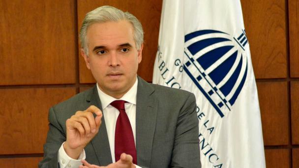 luis-miguel-de-camps-es-designado-nuevo-ministro-de-educacion-focus-0-0-608-342