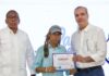 Abinader exhorta a los padres a proteger a sus familias y a acompañar a sus hijos