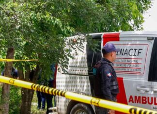 Sargento de la Policía mata a tiros a su expareja en la provincia Duarte
