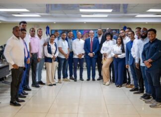 Rector Jorge Asjana David recibe a la FED y reafirma compromiso con el bienestar estudiantil