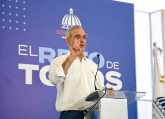Abinader llama a estudiantes integrarse al nuevo año escolar: “Tenemos que aprovechar cada día para la enseñanza”