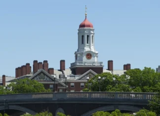 Demanda del Gobierno Trump contra la Universidad de Harvard por antisemitismo es desestimada