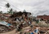 Terremoto de magnitud 7.7 sacude Indonesia y activa alerta de tsunami