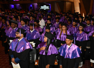UASD entrega a la sociedad 716 nuevos profesionales