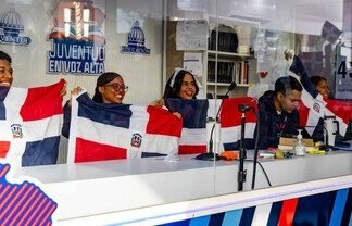 Dominicana supera las 432 horas continuas del récord Guinness de lectura en voz alta