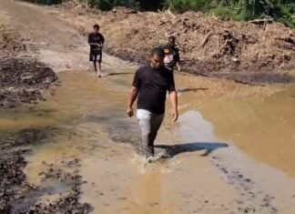 Comunidades de Monte Cristi y Dajabón llevan casi 20 años cruzando el río Macabón tras colapso de un Puente